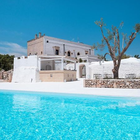 Masseria Donna Nina Остуни Екстериор снимка