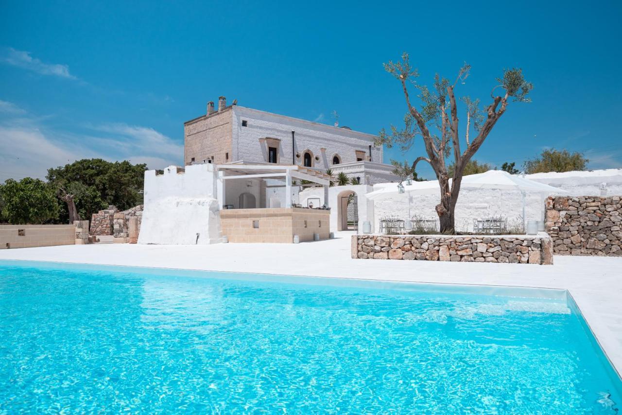 Masseria Donna Nina Остуни Екстериор снимка