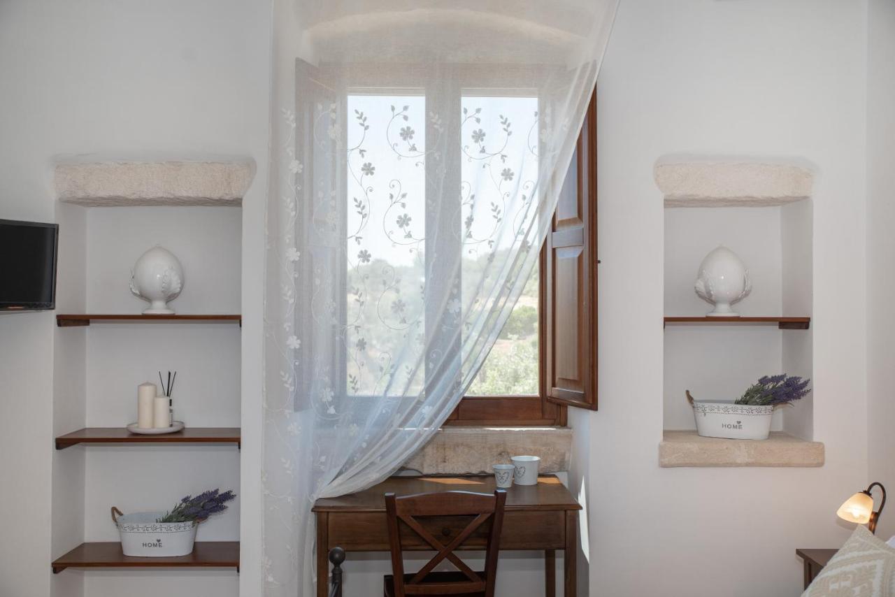 Masseria Donna Nina Остуни Екстериор снимка