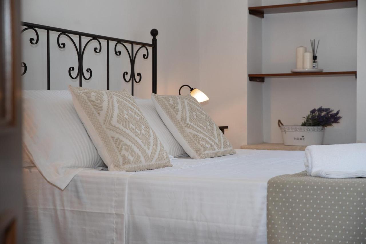 Masseria Donna Nina Остуни Екстериор снимка