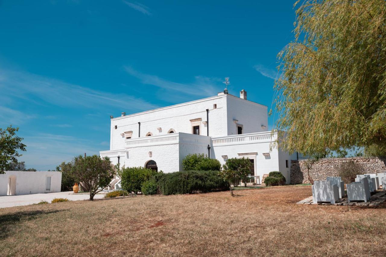 Masseria Donna Nina Остуни Екстериор снимка