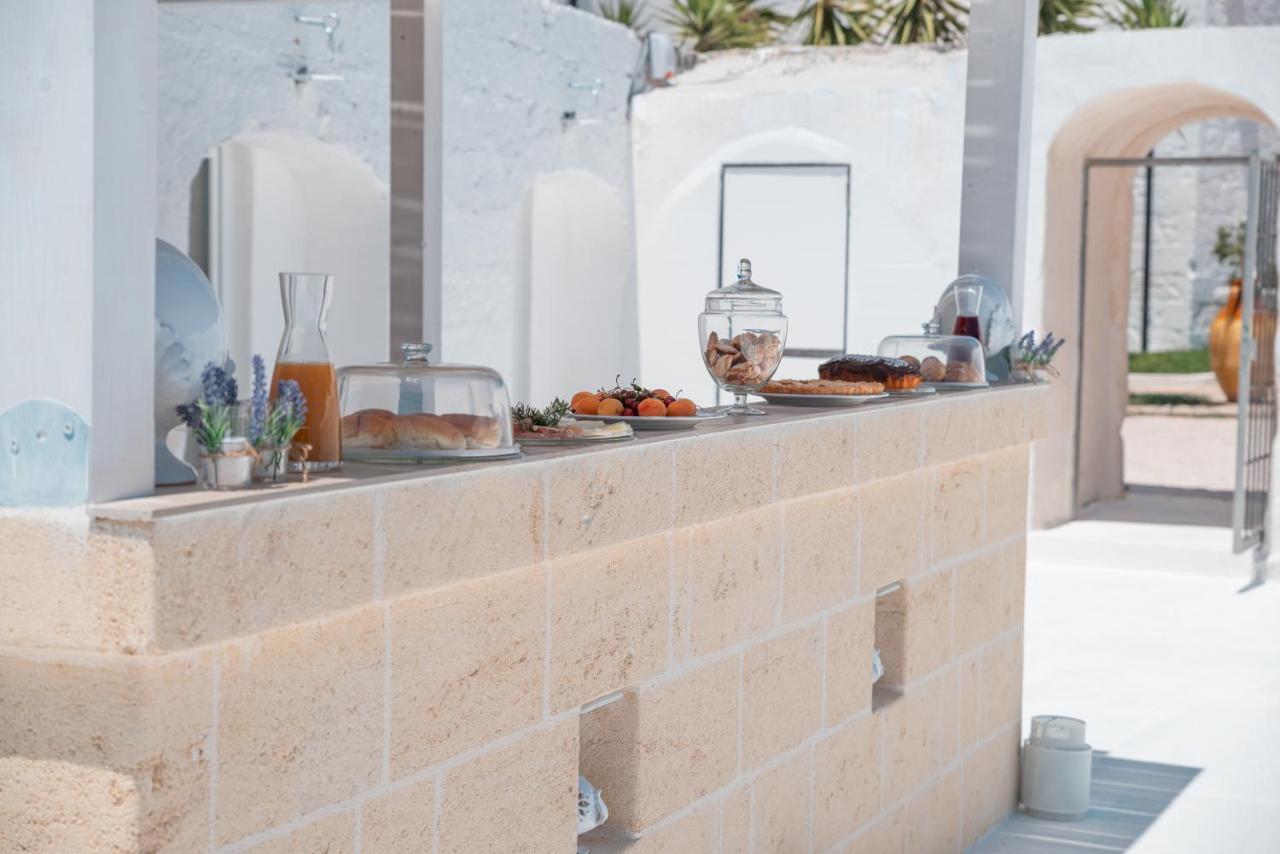 Masseria Donna Nina Остуни Екстериор снимка