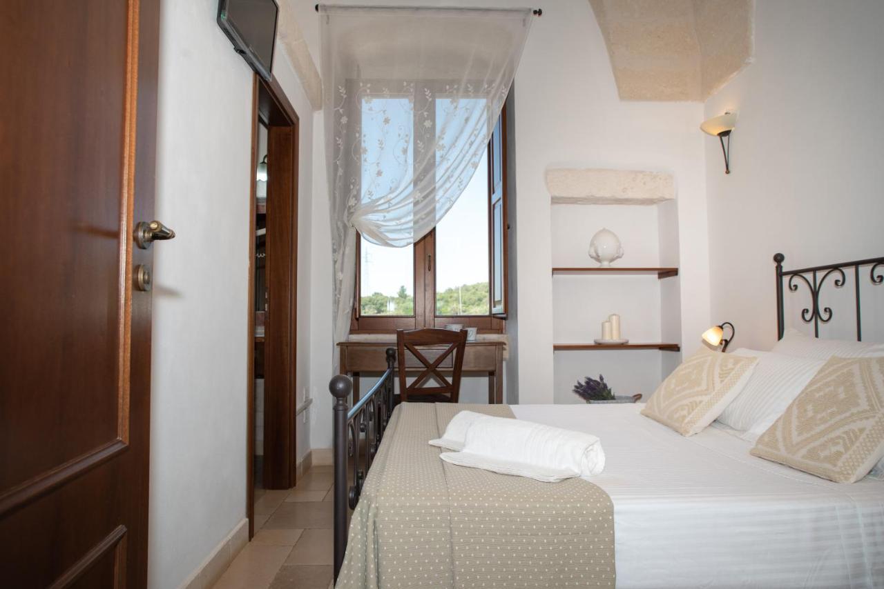 Masseria Donna Nina Остуни Екстериор снимка