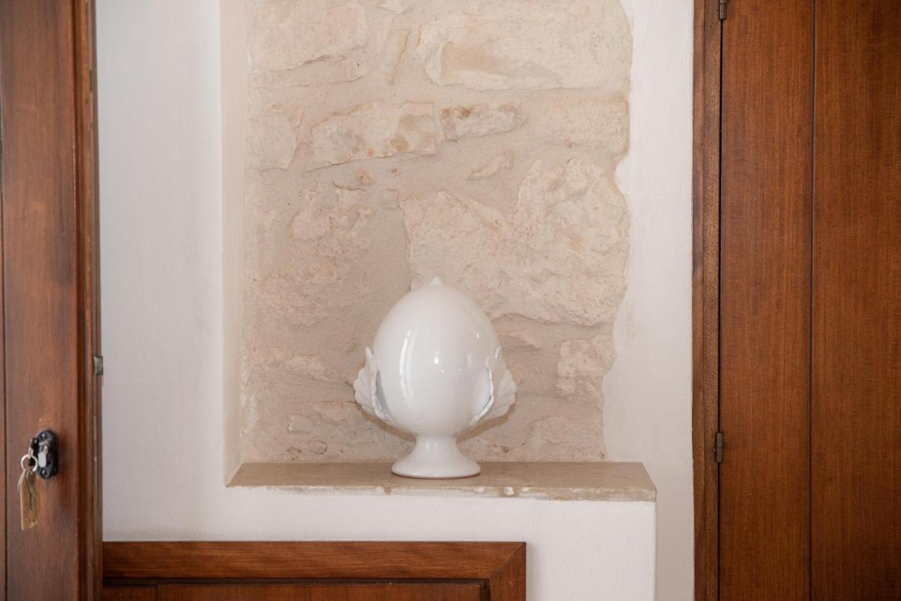 Masseria Donna Nina Остуни Екстериор снимка