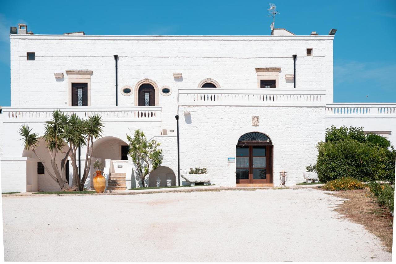Masseria Donna Nina Остуни Екстериор снимка