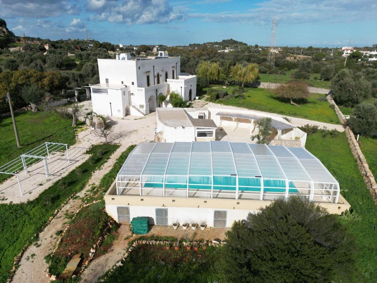 Masseria Donna Nina Остуни Екстериор снимка